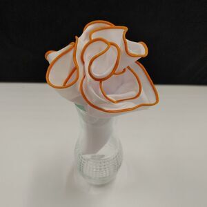 MEN'S ROUND HANKY POCKET SQUARE.